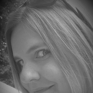 Meet your Posher, Becky